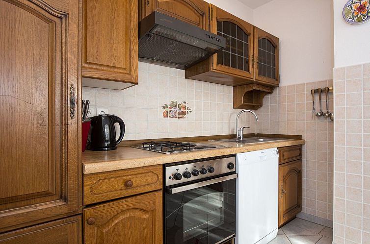Appartement Apartment mit 1 Schlafzimmer und Balkon für 2 P