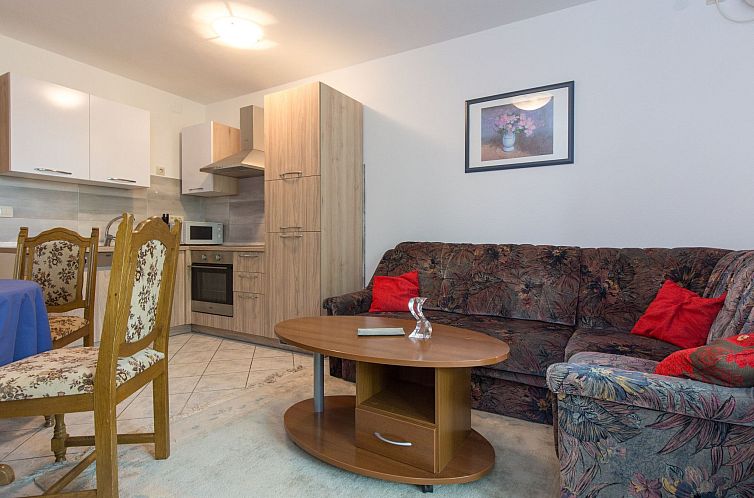 Appartement 2-Zimmer-Wohnung mit 1 Badezimmer und Terrasse