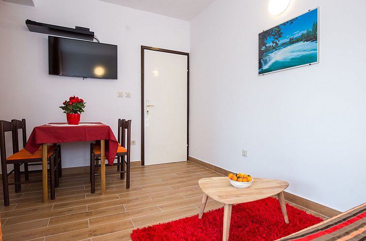 Appartement Wohnung Nr. 1 mit 2 Schlafzimmern und 2 Balkonen