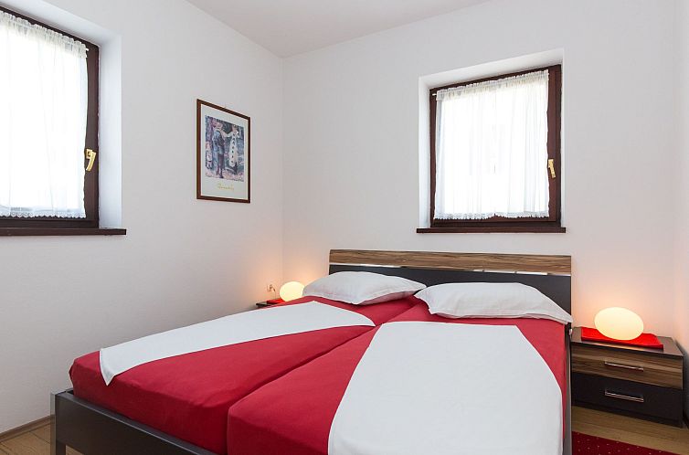 Appartement Wohnung Nr. 1 mit 2 Schlafzimmern und 2 Balkonen