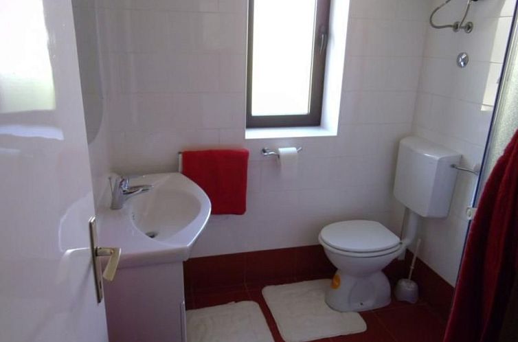 Appartement Wohnung Nr. 1 mit 2 Schlafzimmern und 2 Balkonen