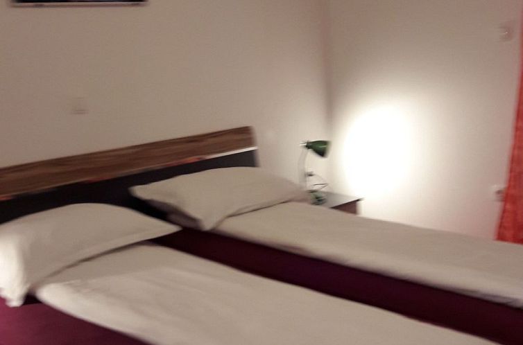 Appartement Wohnung Nr. 1 mit 2 Schlafzimmern und 2 Balkonen