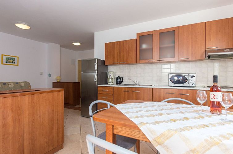 Guest house 1048935 - Apartment Kvarner - Appartement Apartment Isabela - 1