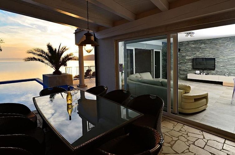 Vakantiehuis Ferienvilla Mar - Insel Krk - Direkt am Strand