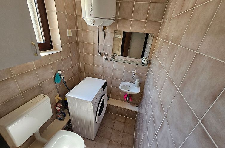 Appartement Wohnung auf zwei Etagen mit Terrasse und Balkon