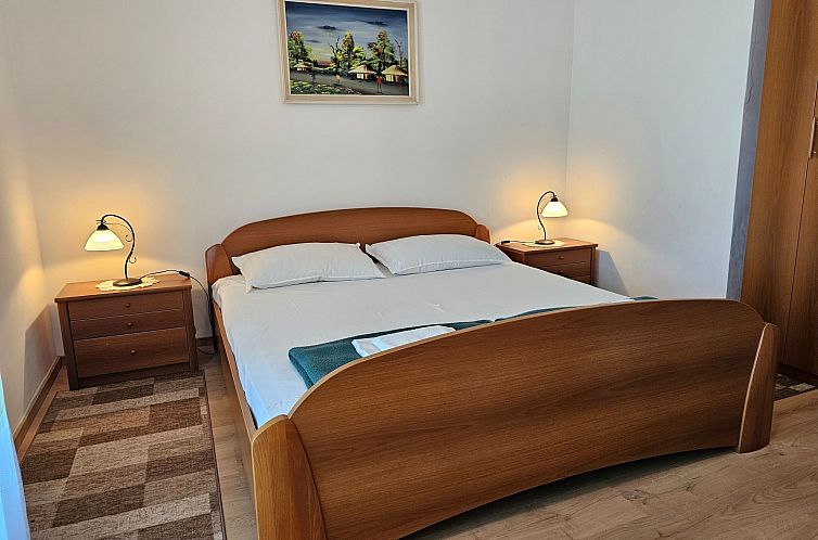 Appartement Wohnung auf zwei Etagen mit Terrasse und Balkon