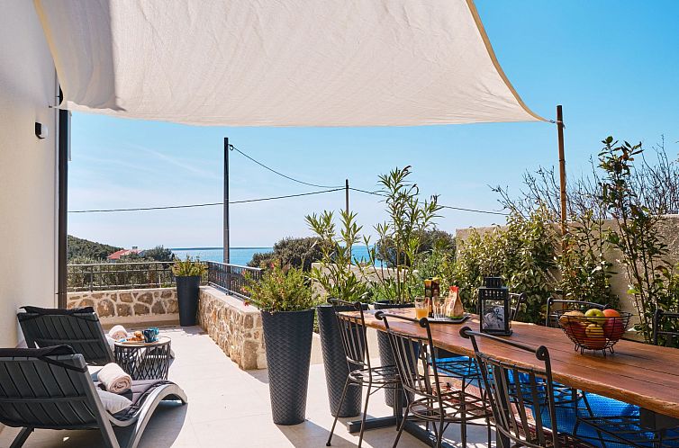 Vakantiehuis Mea Cres Meer Villa