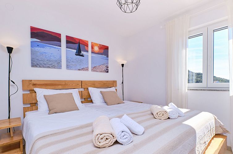 Vakantiehuis Mea Cres Meer Villa
