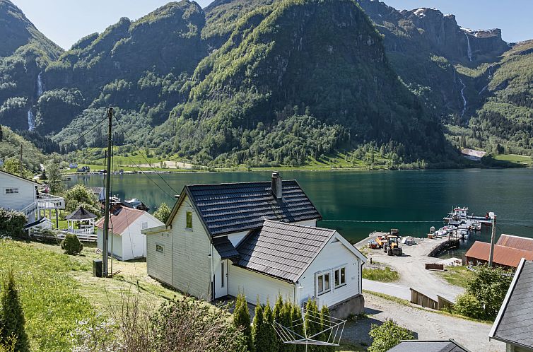 Guest house 10515712 - Holiday property Fjord Norway - Vakantiehuis Indresfjord