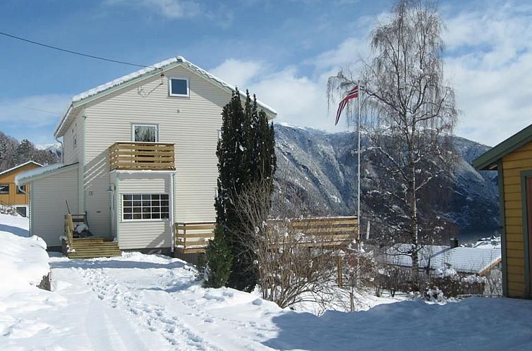 Vrijstaande woning in Stranda