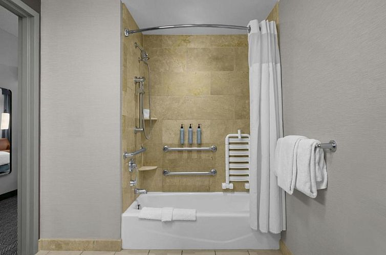 Courtyard Pittsburgh Settlers Ridge/Robinson Township