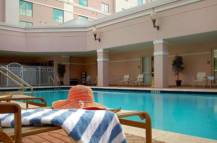 Guest house 10525402 - Apartment Florida - DoubleTree by Hilton Sunrise - Sawgrass Mills