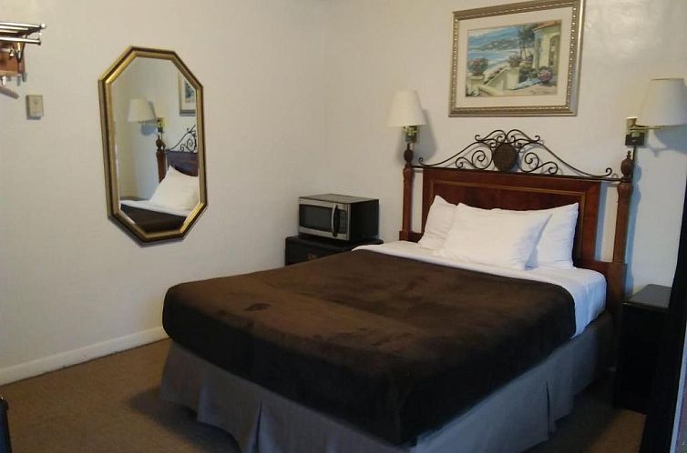Bay Bridge Motel