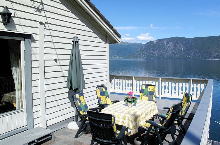 Guest house 1058401 - Holiday property Fjord Norway - Vakantiehuis Hovsfjellet