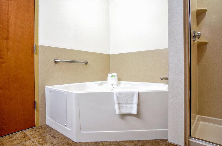 Holiday Inn Express Hotel & Suites Inverness, an IHG Hotel