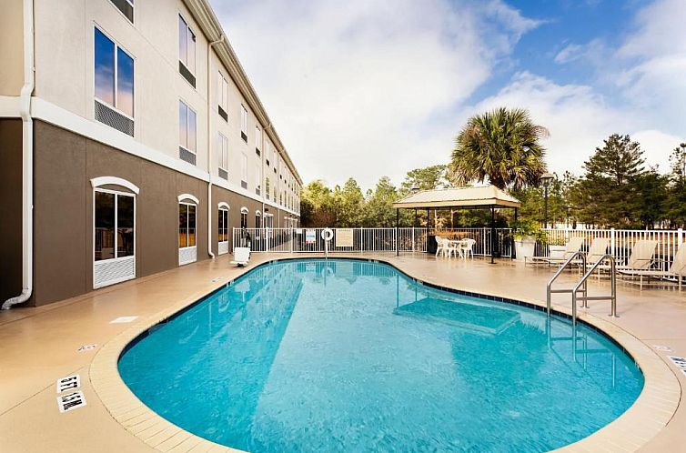 Holiday Inn Express Hotel & Suites Inverness, an IHG Hotel