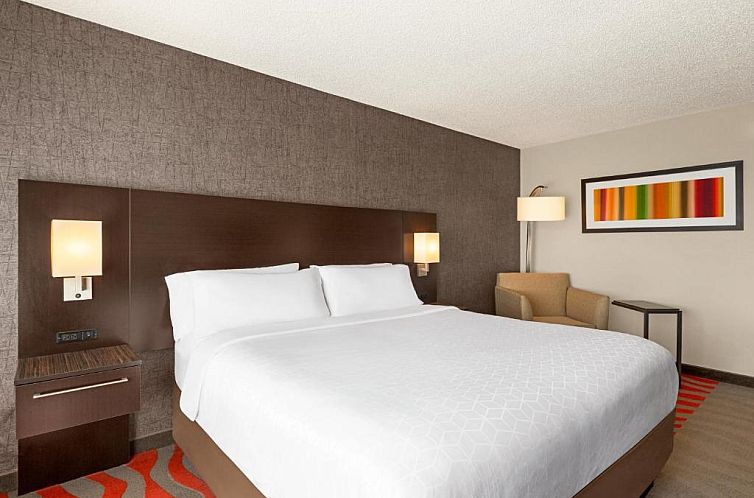 Holiday Inn Boston-Bunker Hill, an IHG Hotel