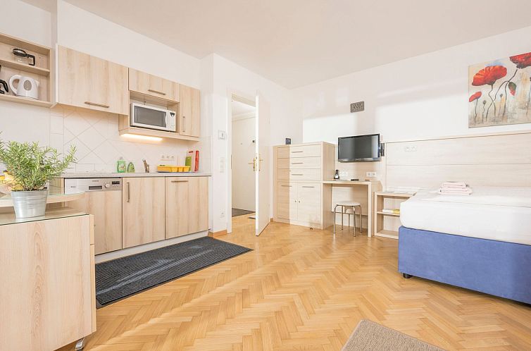 Appartement Appartment mit kleinem Garten und Terrasse