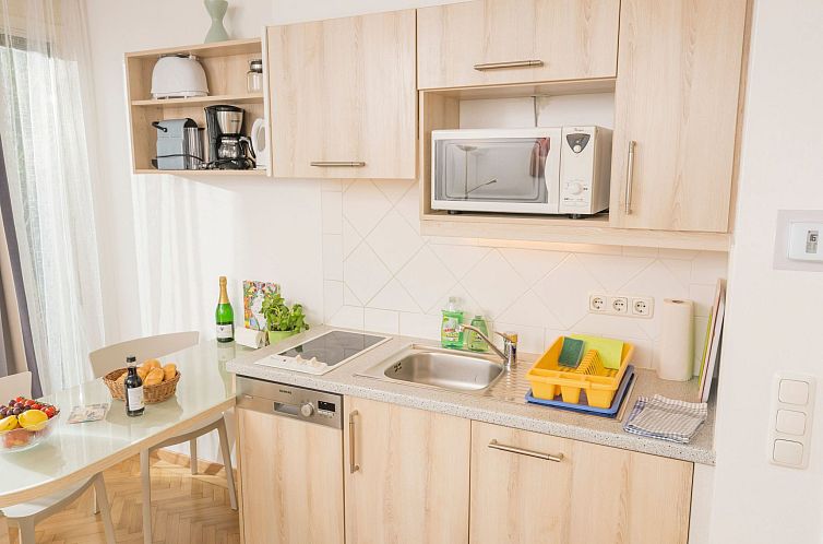 Appartement Appartment mit kleinem Garten und Terrasse