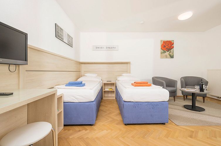 Appartement Studioappartement mit Balkon