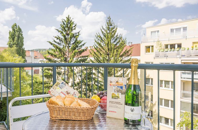 Appartement Studioappartement mit Balkon