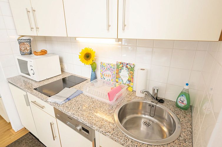 Appartement <B>Helles Ferienstudio im Dachgeschoss für Pär