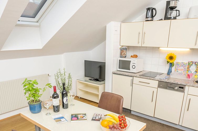 Appartement <B>Helles Ferienstudio im Dachgeschoss für Pär