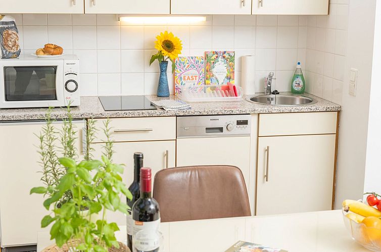Appartement <B>Helles Ferienstudio im Dachgeschoss für Pär