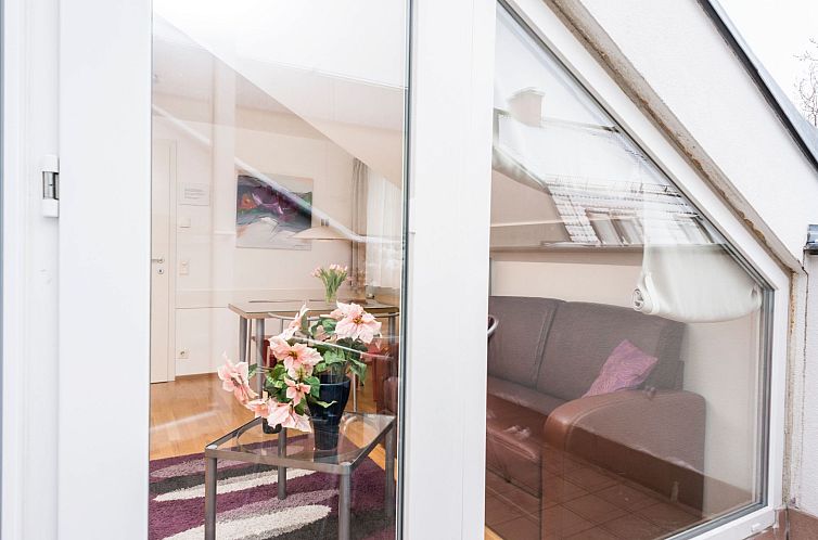 Appartement in Dornbach mit Privater Terrasse