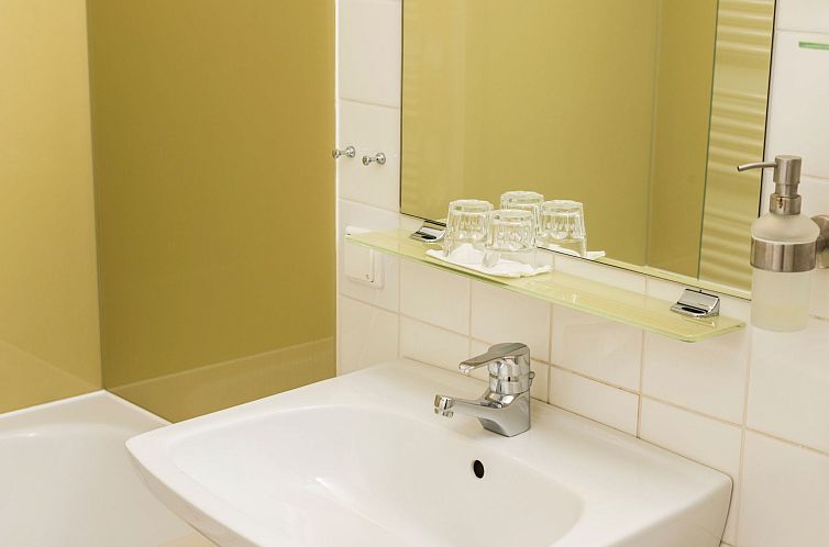 Appartement in Dornbach mit Privater Terrasse
