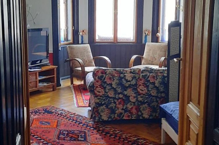 Appartement Wohnung in Hernals mit Garten- und Strassenblick