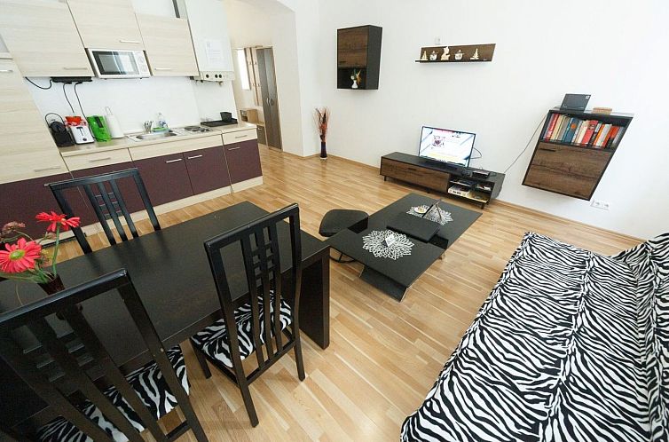 Appartement Appartement in Fünfhaus mit Garten