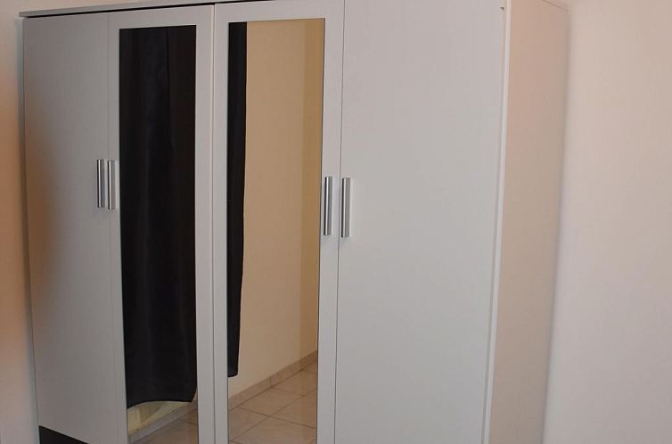 Appartement Charmante Wohnung in Fünfhaus mit Garten