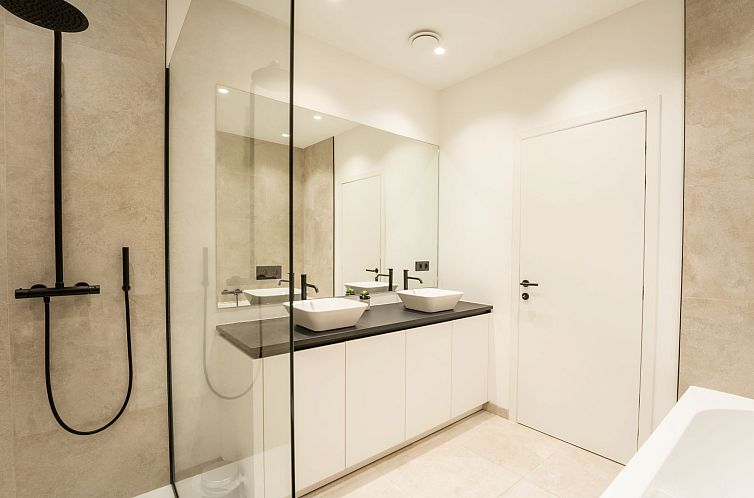Appartement Historical and spacious "La Tourelle II"