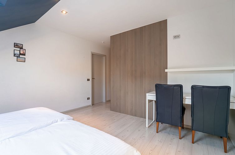 Appartement Littoral with two balconies