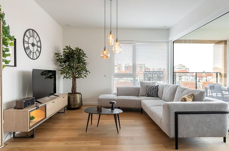 Appartement Parkville with parking & terrace
