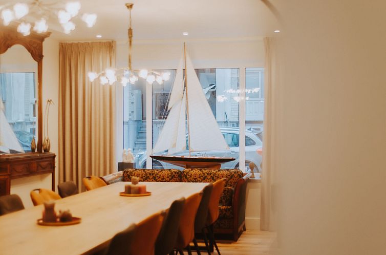 Vakantiehuis Historical and spacious