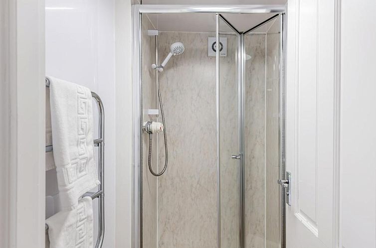 High Range Self-Catering Chalets