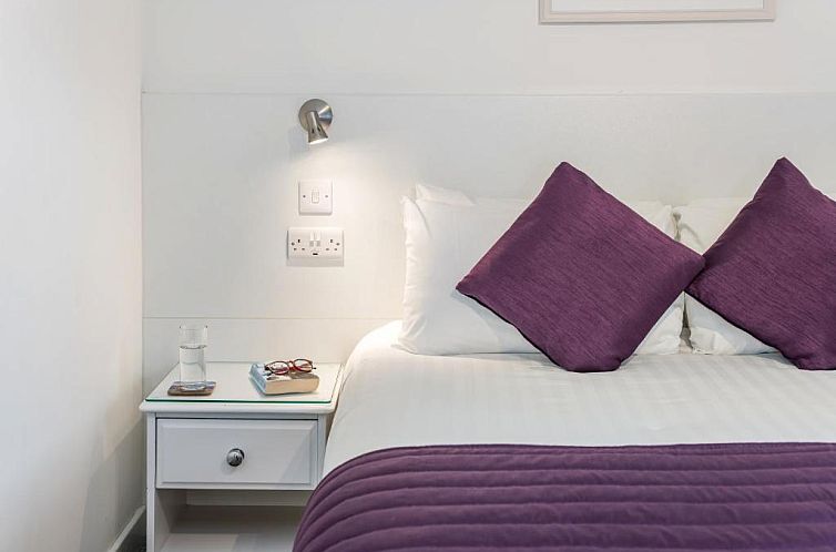 High Range Self-Catering Chalets