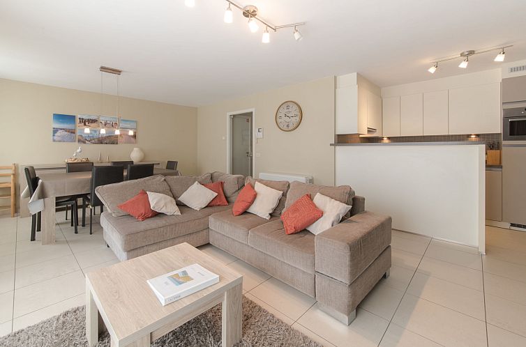 Appartement Residentie Irena app.302