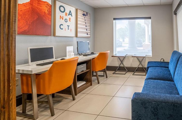 Holiday Inn Express Hotel & Suites Orange City - Deltona, an