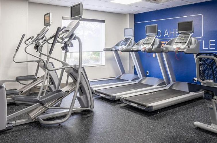 Holiday Inn Express Hotel & Suites Orange City - Deltona, an