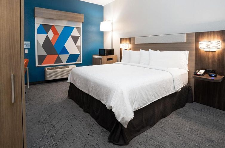 Holiday Inn Express Hotel & Suites Orange City - Deltona, an