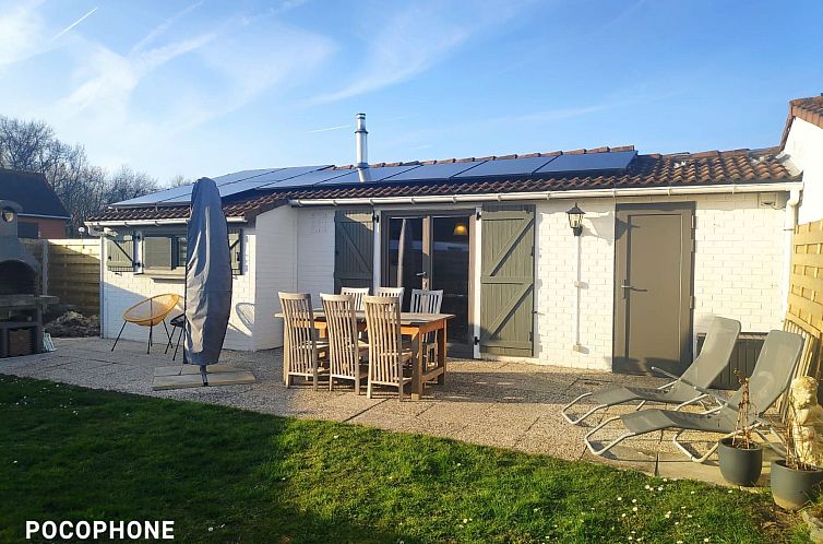 Geniessen Sie die Sonne auf der Terrasse des Ferienhauses Jonathan Livingston Moewe Ferienhaus in De Panne an der belgischen Kueste.