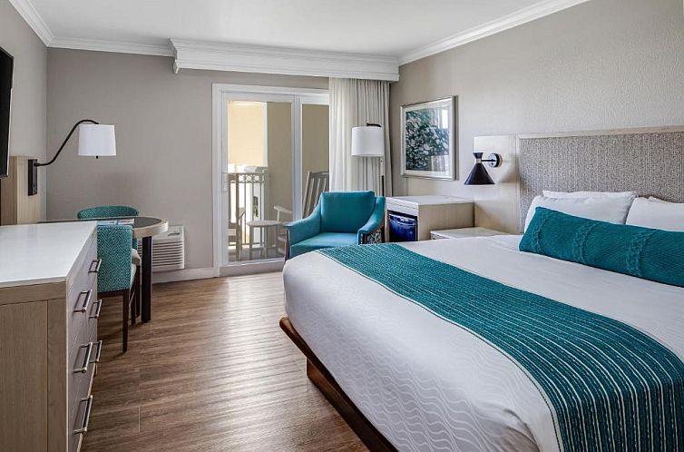 Delray Sands Resort