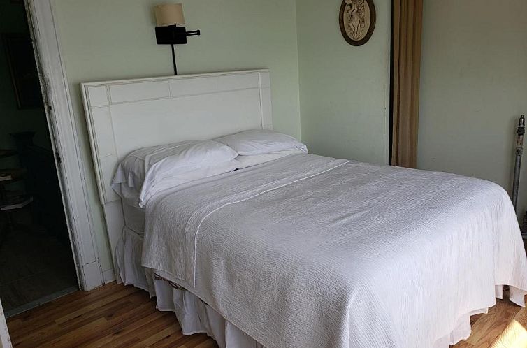 Harbor House Bed and Breakfast