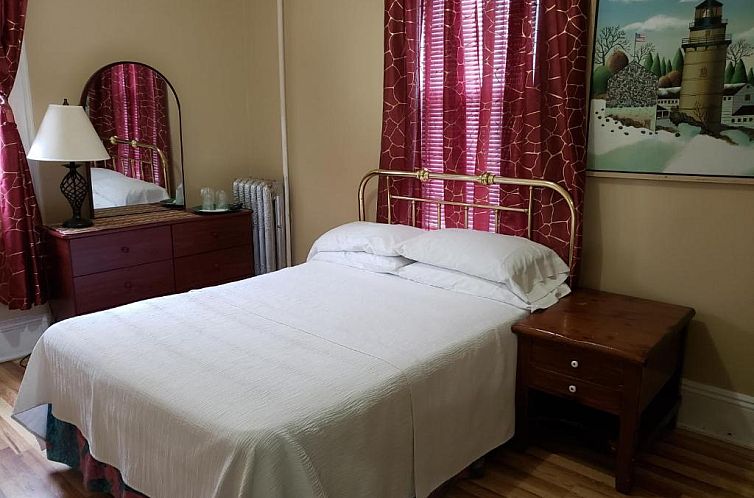 Harbor House Bed and Breakfast