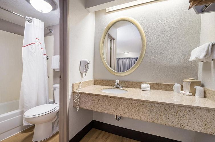 Red Roof Inn Rockford