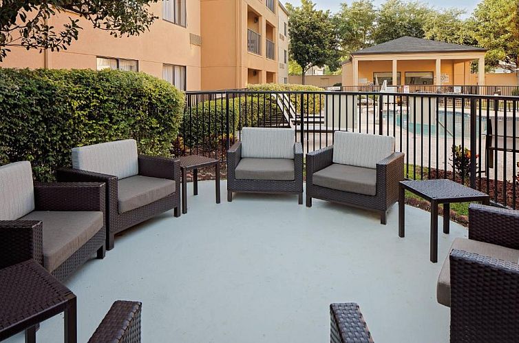 Courtyard Houston Westchase