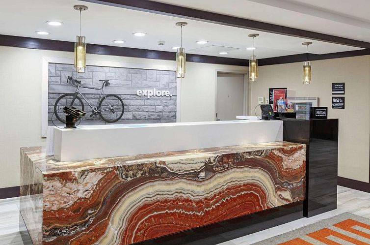 Hampton Inn & Suites Houston-Bush Intercontinental Airport